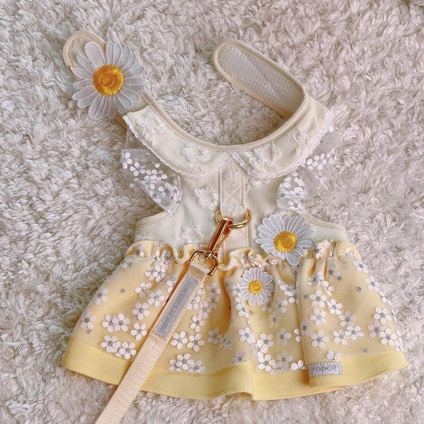 Glitter Pooch Harness ชุดรัดอก สายจูง เสื้อผ้า สุนัข, หมา, แมว, สัตว์เลี้ยง พร้อม สายจูง รุ่น Deary Daisy Vanilla - GLITTER POOCH DOG & CAT HARNESS